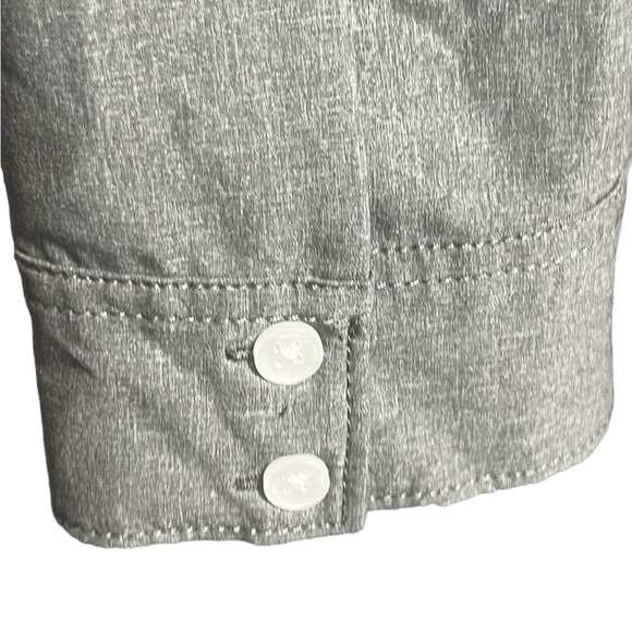 Duluth Trading, Size Medium, Grey, Long Sleeve Button Down. K29 - Picture 6 of 11